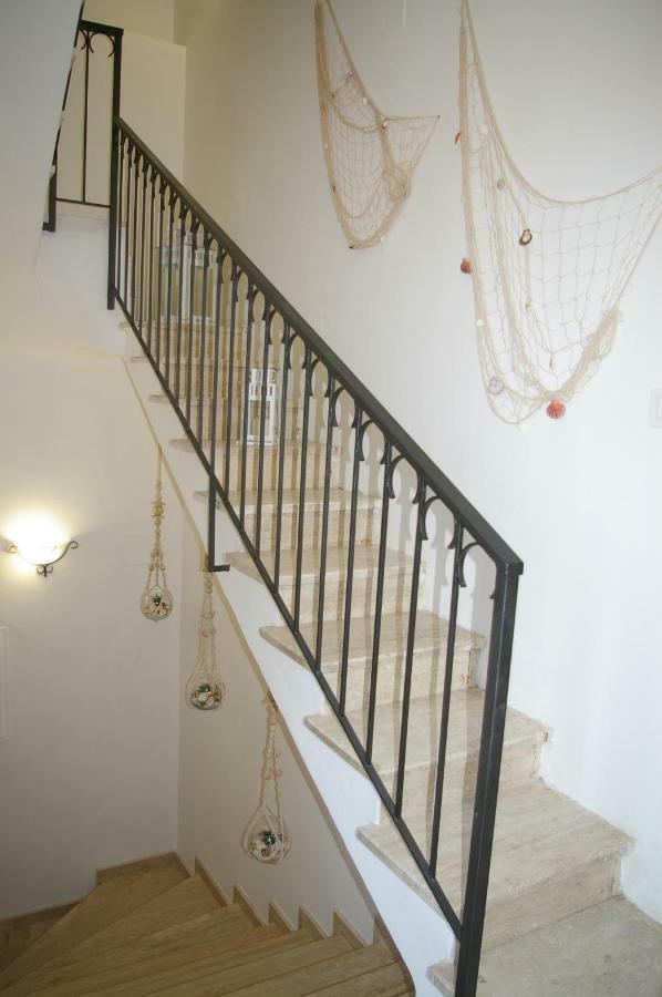 Porta Marina Guest Rooms สกาเลอา ภายนอก รูปภาพ