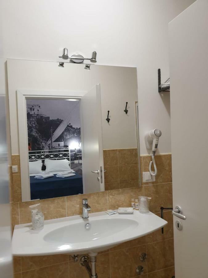 Porta Marina Guest Rooms สกาเลอา ภายนอก รูปภาพ