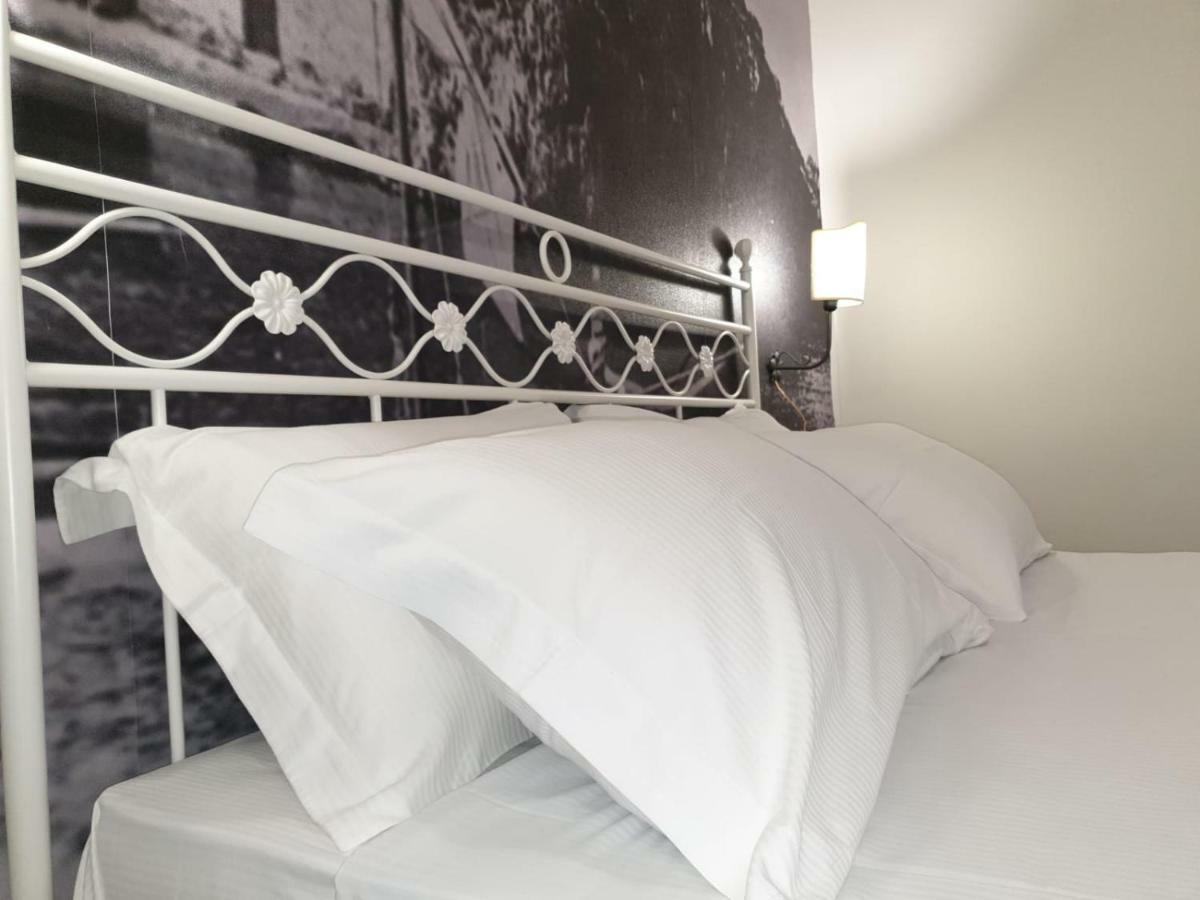 Porta Marina Guest Rooms สกาเลอา ภายนอก รูปภาพ