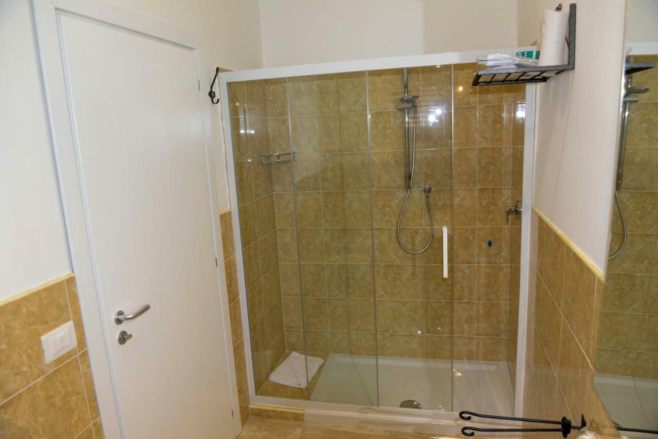 Porta Marina Guest Rooms สกาเลอา ภายนอก รูปภาพ