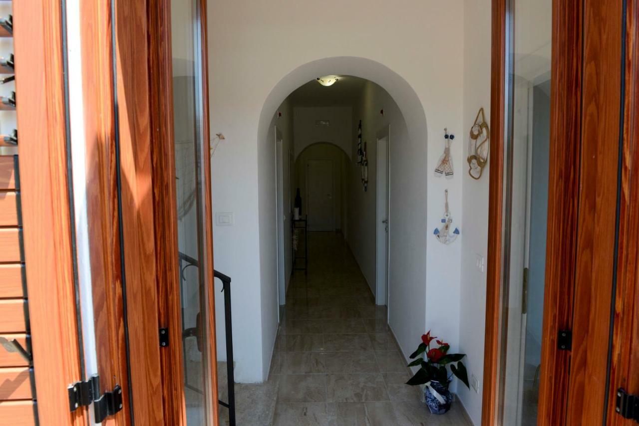 Porta Marina Guest Rooms สกาเลอา ภายนอก รูปภาพ